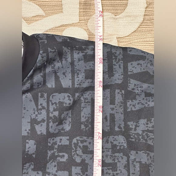 World Sports League Crew Neck Cancer Survivor Jersey - Size Large - Picture 9 of 11